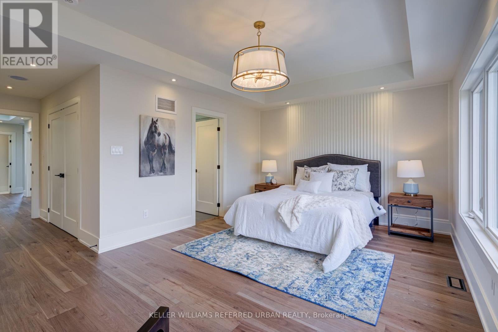 Photo 18 of 62 Ash Crescent, Toronto ON
