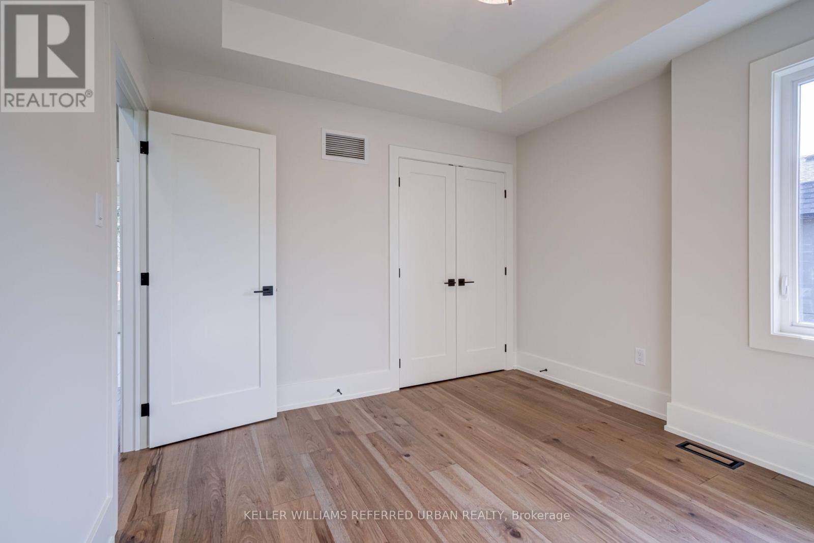 Photo 27 of 62 Ash Crescent, Toronto ON