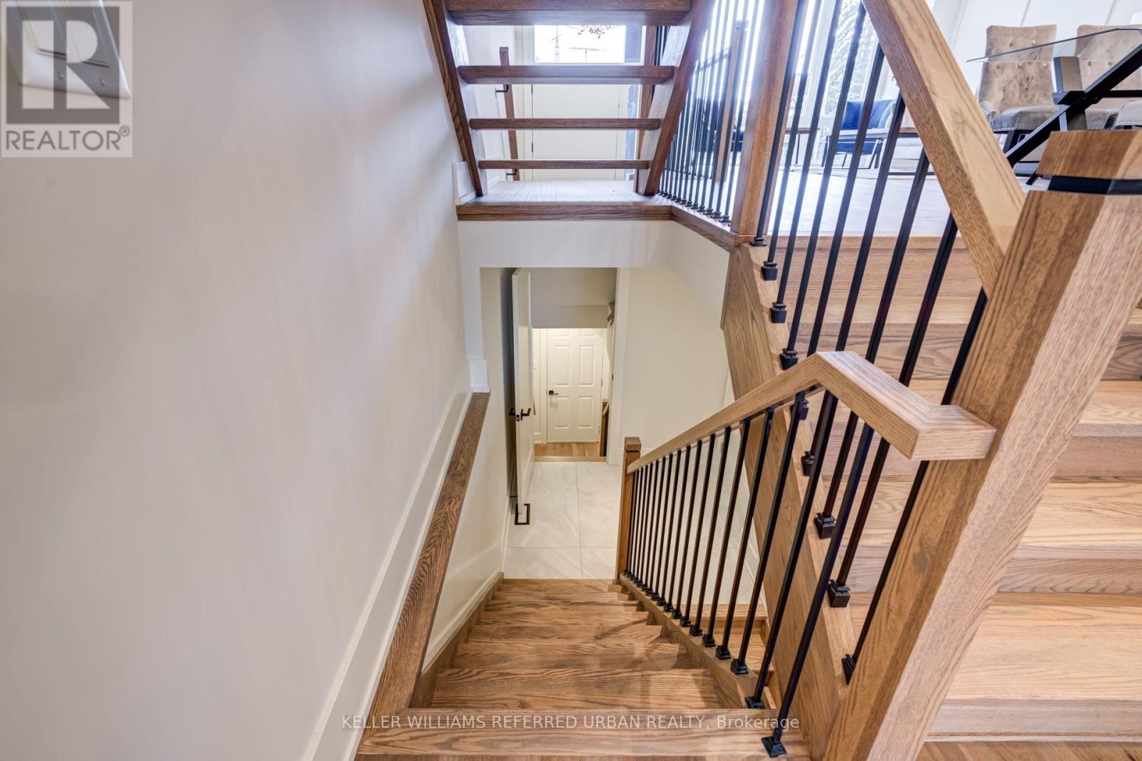 Photo 32 of 62 Ash Crescent, Toronto ON