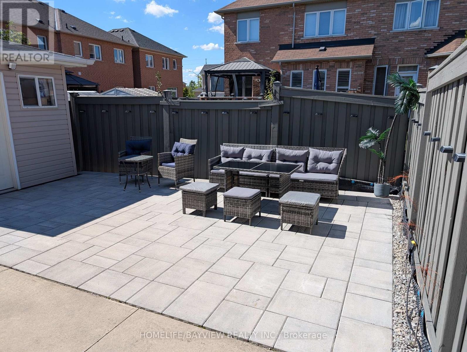 Photo 29 of 32 Devonsleigh Drive, Brampton ON