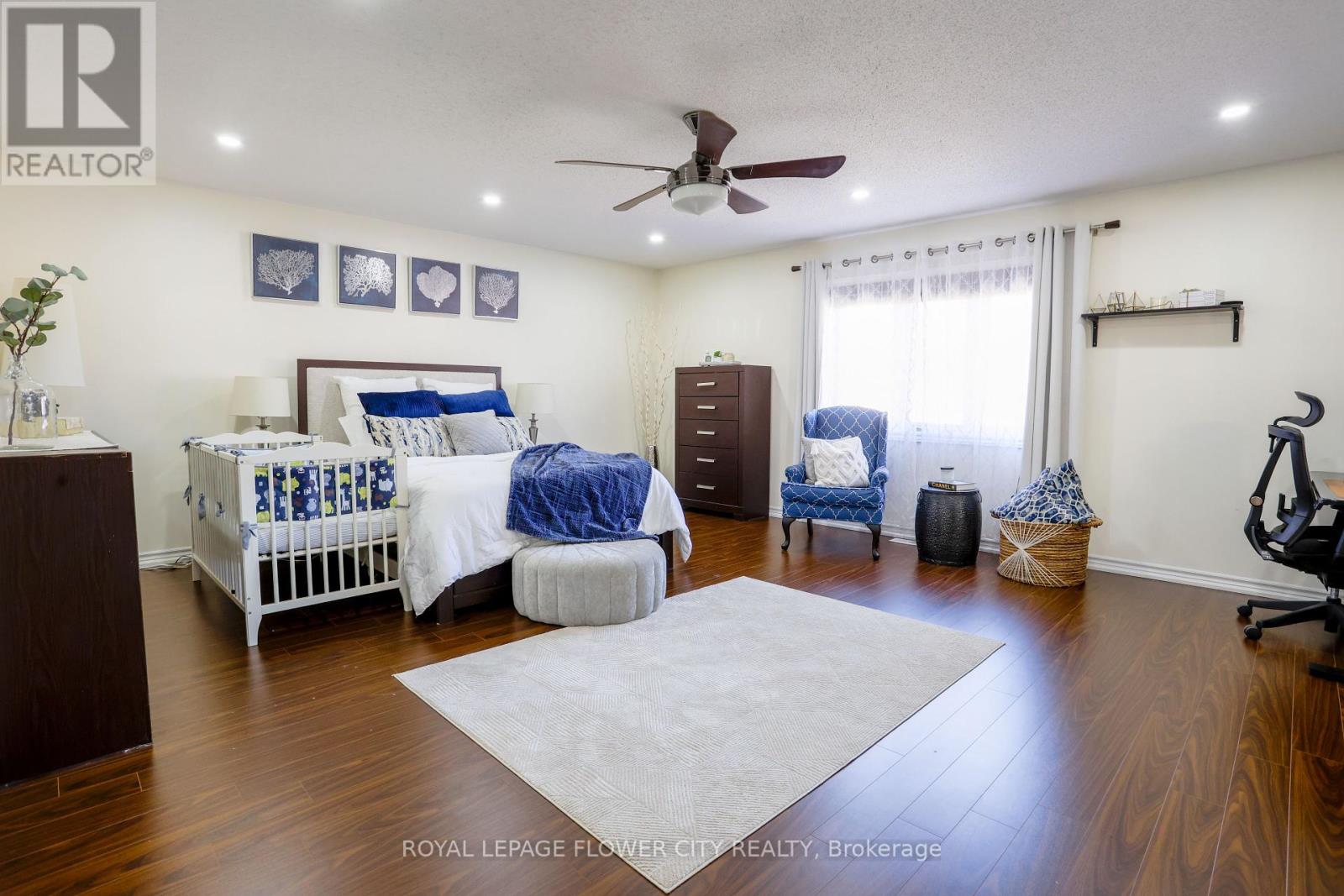 Photo 19 of 19 Teal Crest Circle, Brampton ON