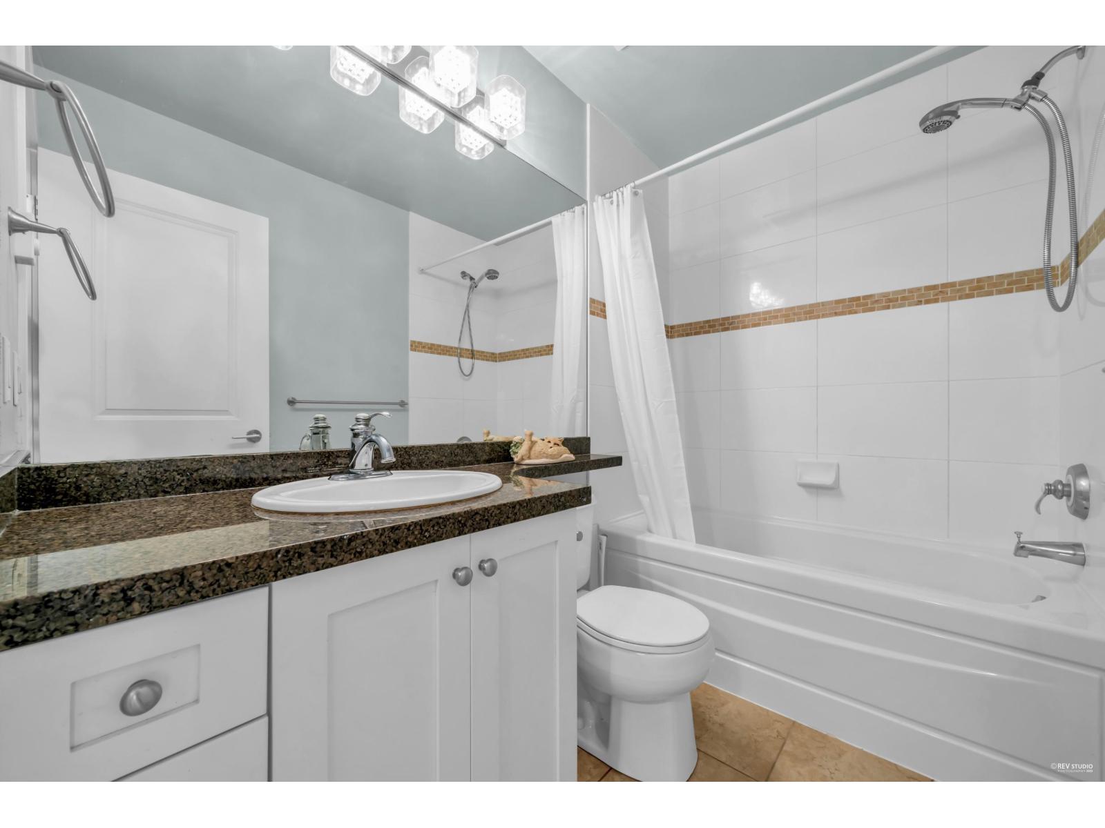 Photo 21 of 52 15151 34 Avenue, Surrey BC