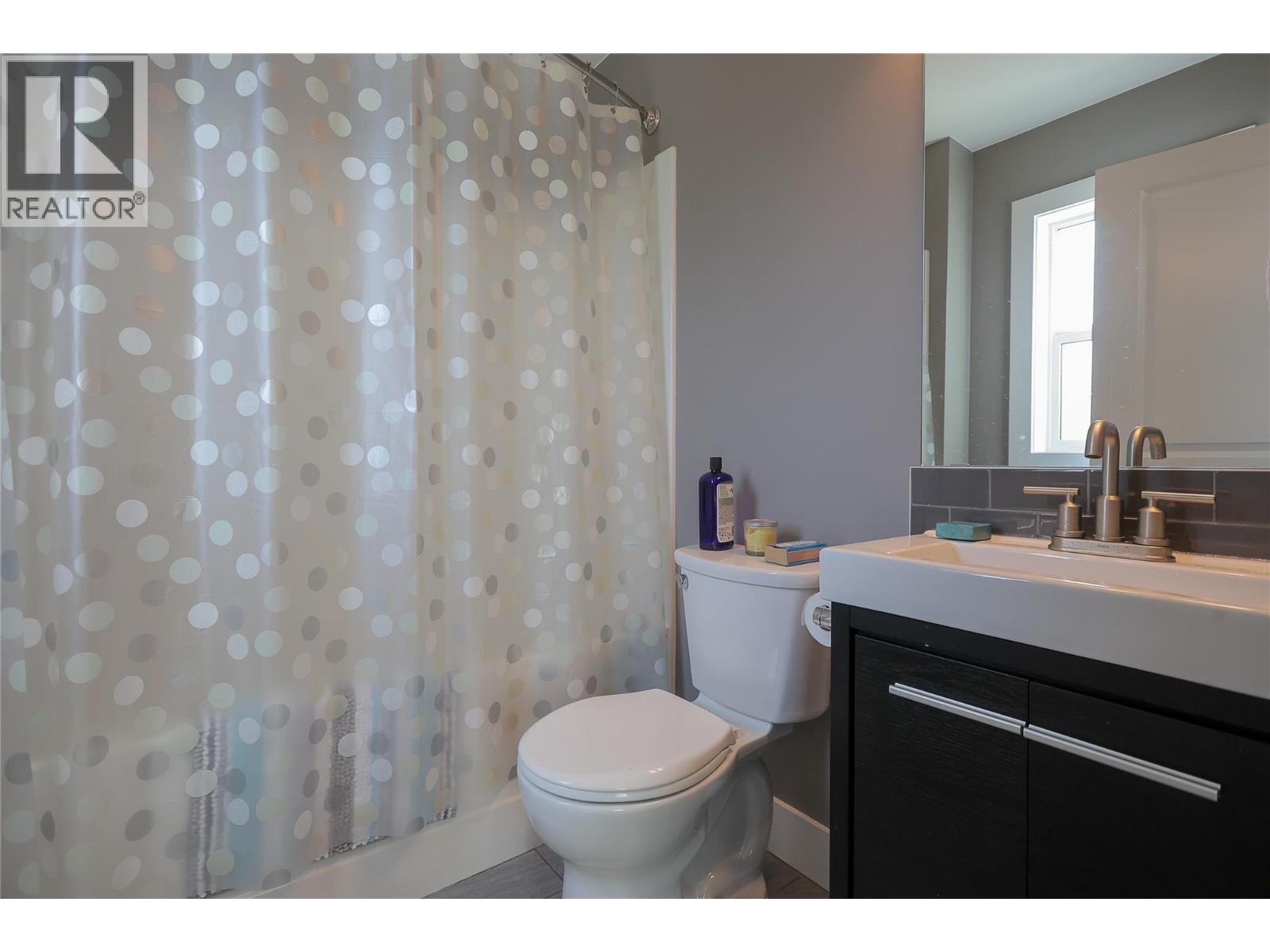 3905 16TH Avenue, Castlegar