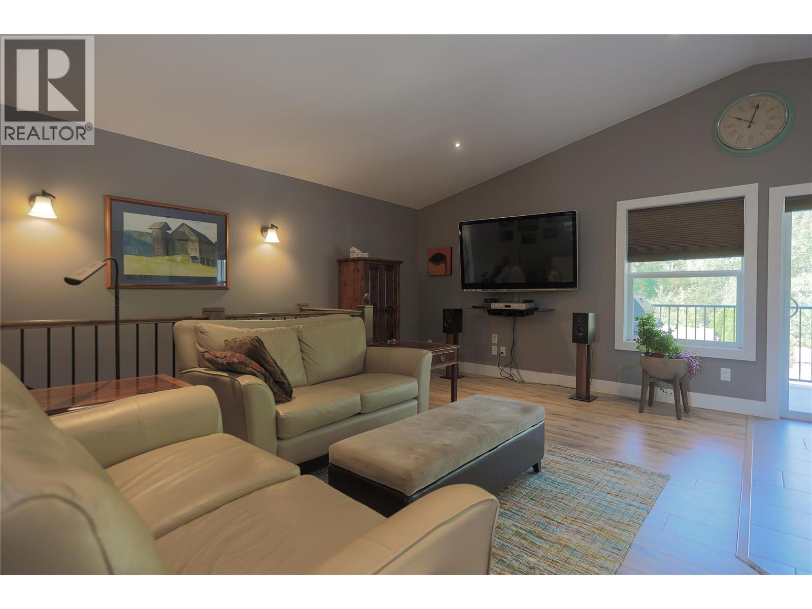 3905 16TH Avenue, Castlegar