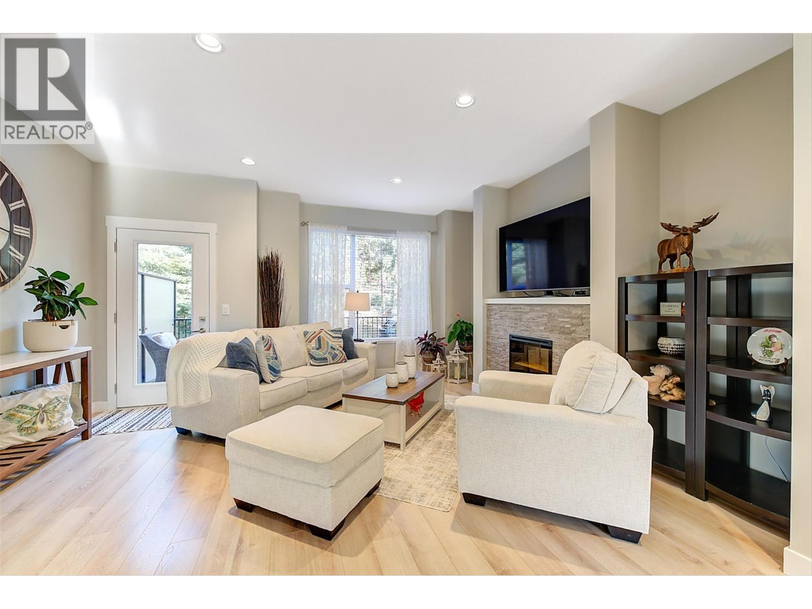 43 2490 Tuscany Drive, West Kelowna