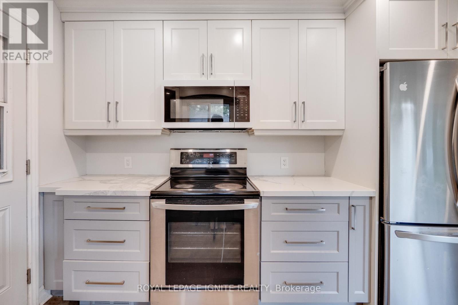 Photo 14 of 1761 Daleview Crescent, Cambridge ON