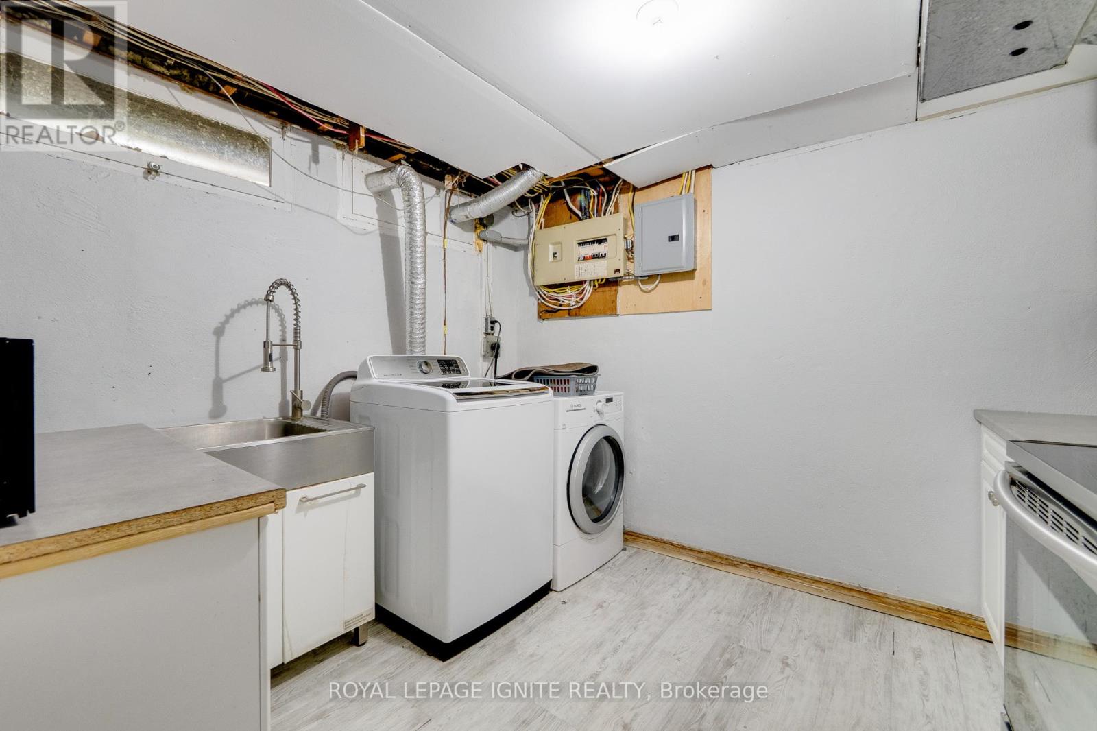 Photo 40 of 1761 Daleview Crescent, Cambridge ON