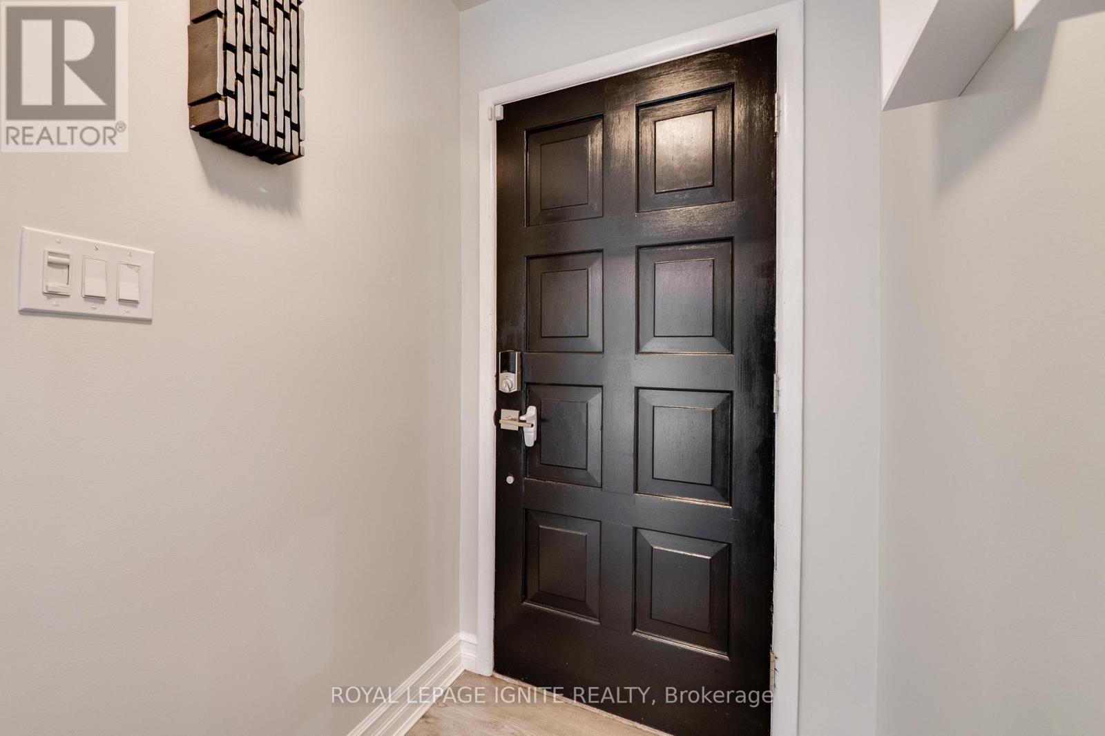Photo 5 of 1761 Daleview Crescent, Cambridge ON