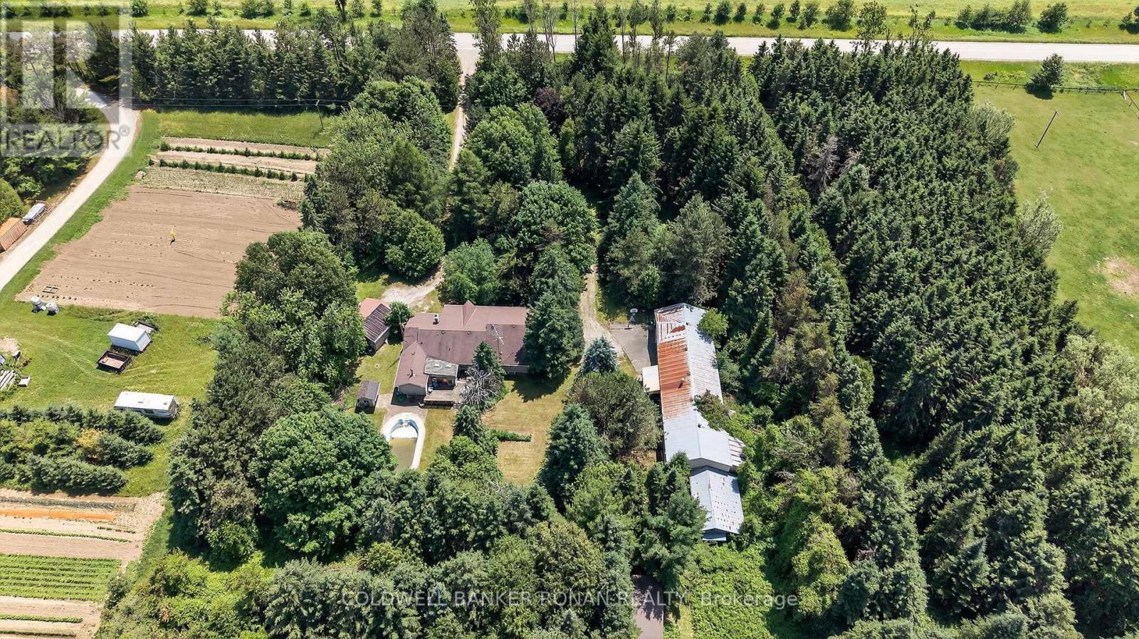 Photo 1 of 388055 Mono Center Road, Mono ON