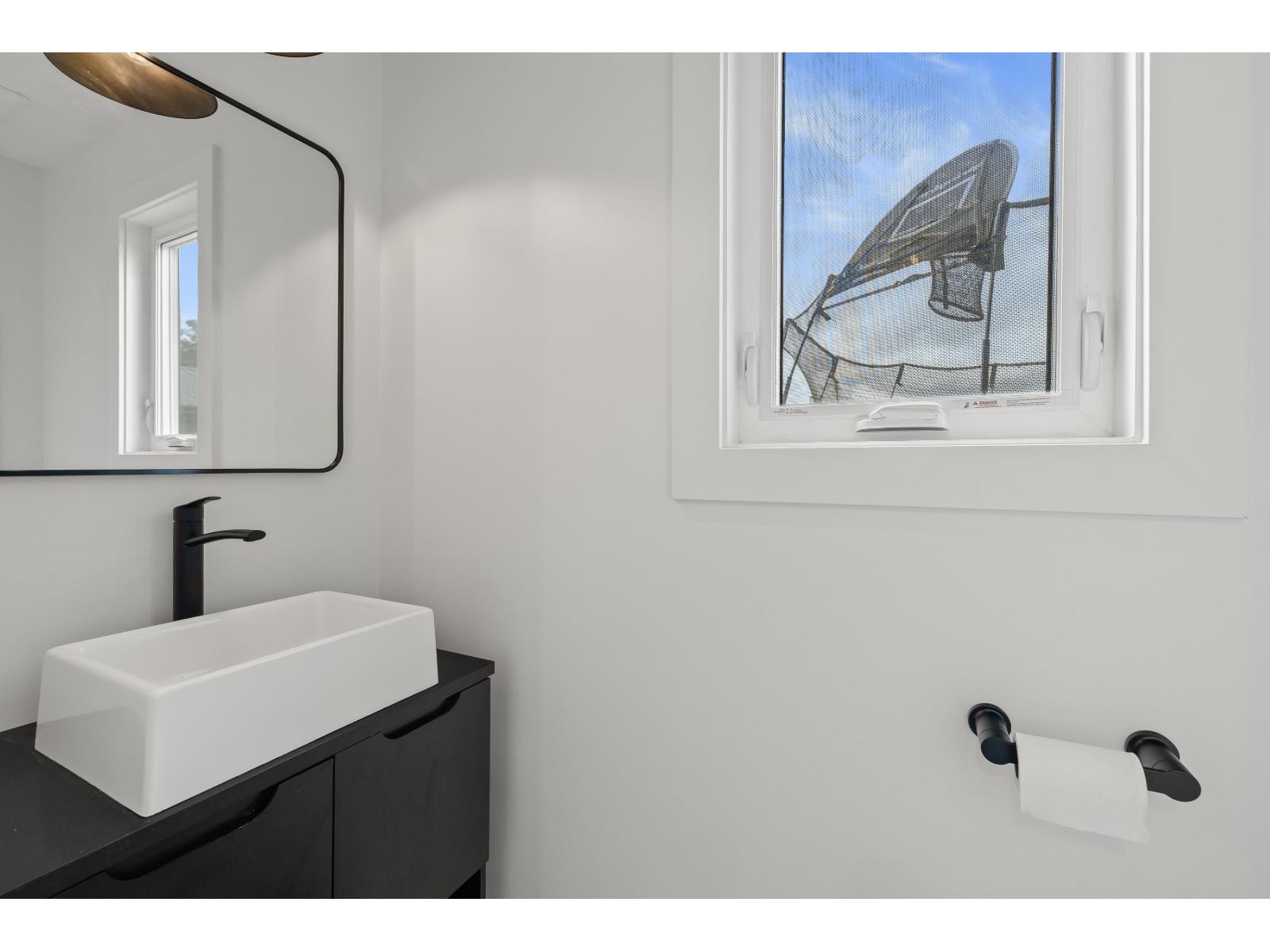 Photo 16 of 22125 102 Avenue, Langley BC