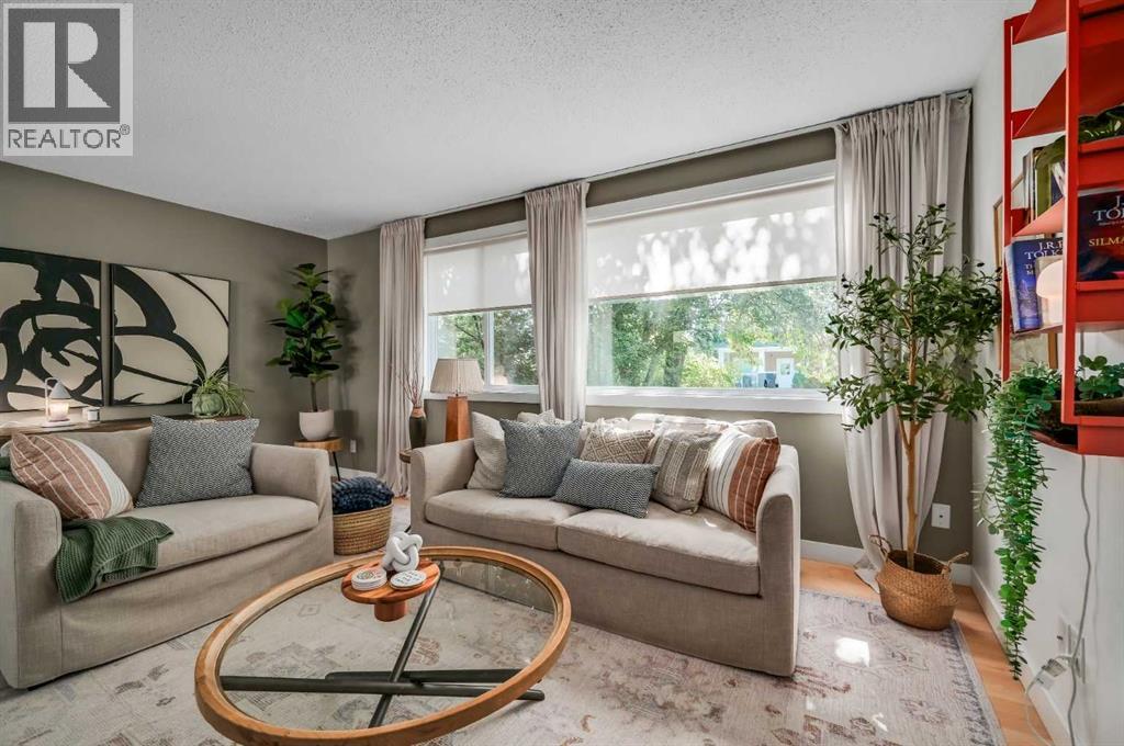 Single Family House for Sale in B  Avenue SW Kingsland Calgary 