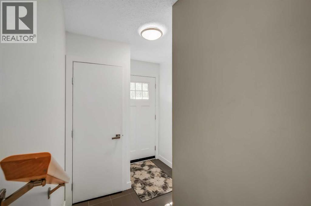 Single Family House for Sale in B  Avenue SW Kingsland Calgary 