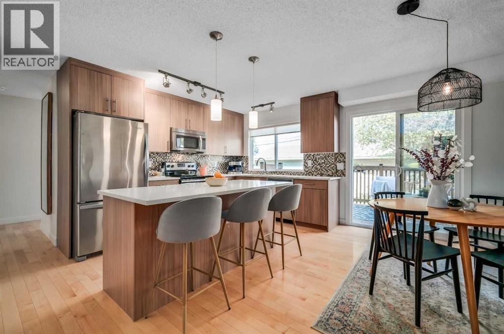 Single Family House for Sale in B  Avenue SW Kingsland Calgary 