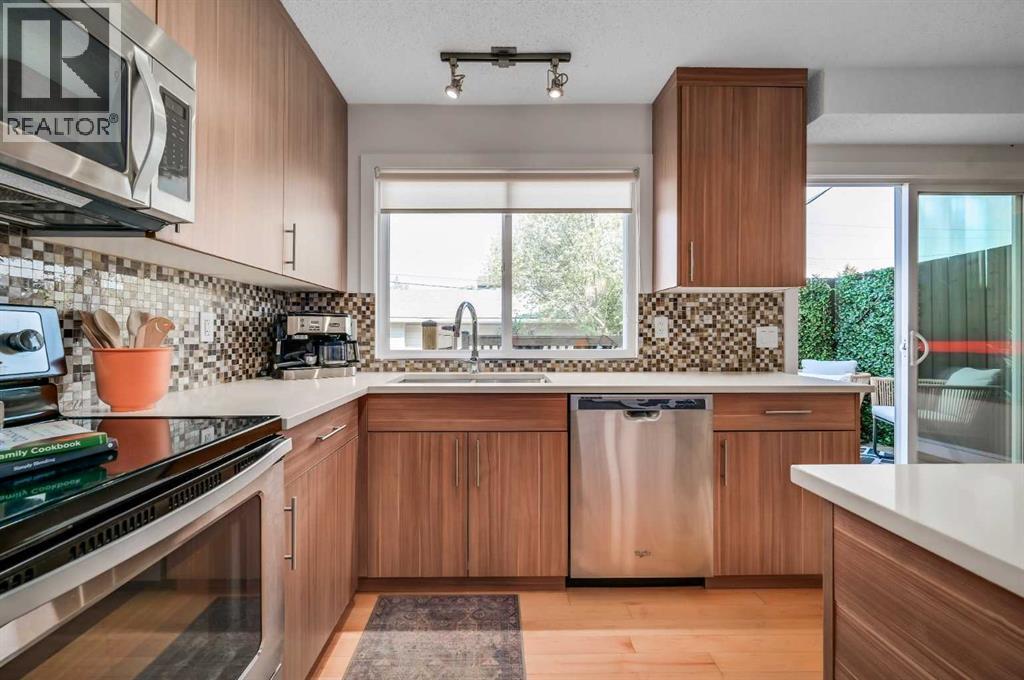 Single Family House for Sale in B  Avenue SW Kingsland Calgary 