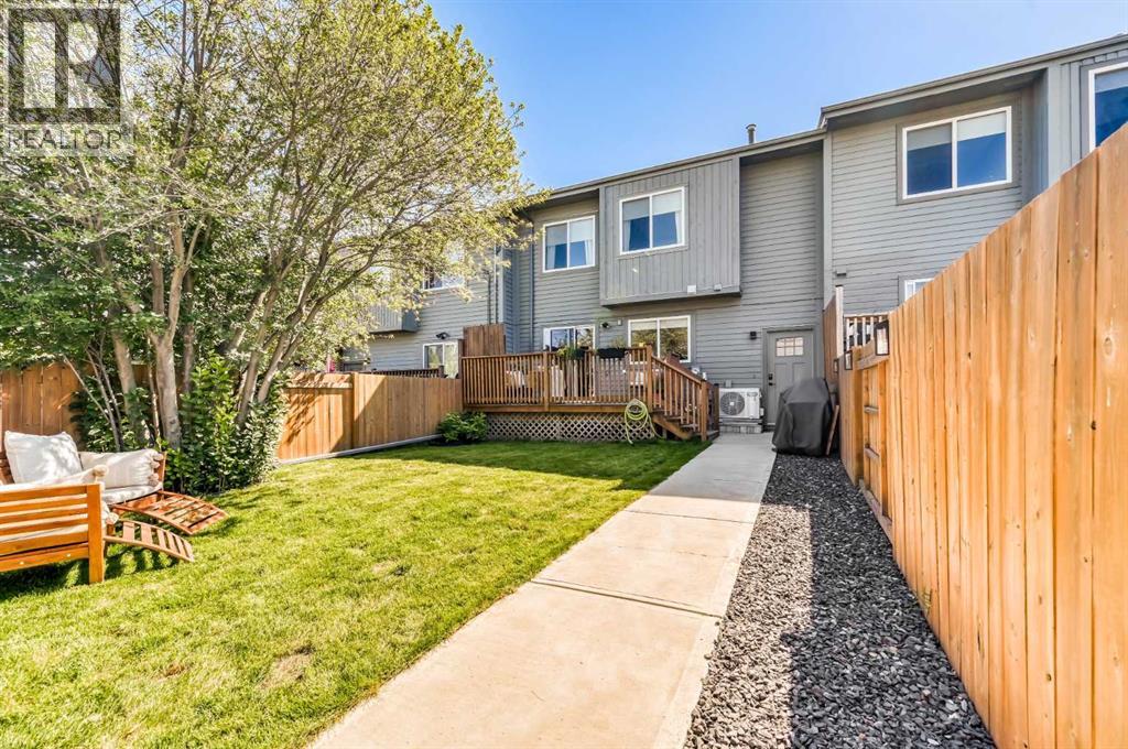 Single Family House for Sale in B  Avenue SW Kingsland Calgary 