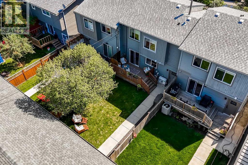 Single Family House for Sale in B  Avenue SW Kingsland Calgary 