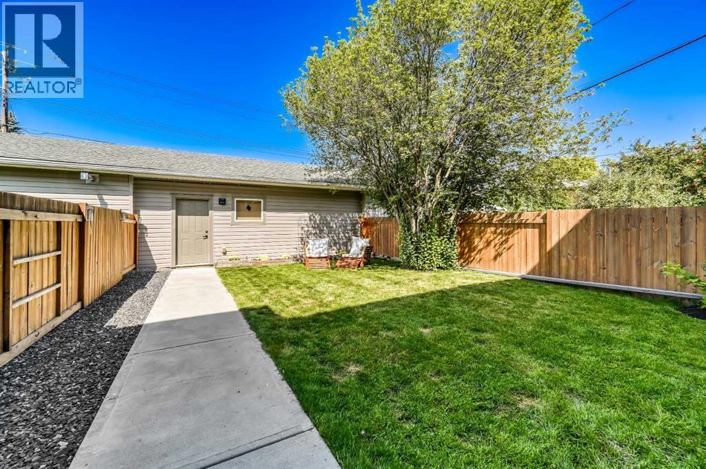 Single Family House for Sale in B  Avenue SW Kingsland Calgary 