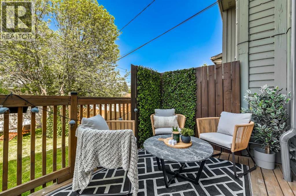 Single Family House for Sale in B  Avenue SW Kingsland Calgary 