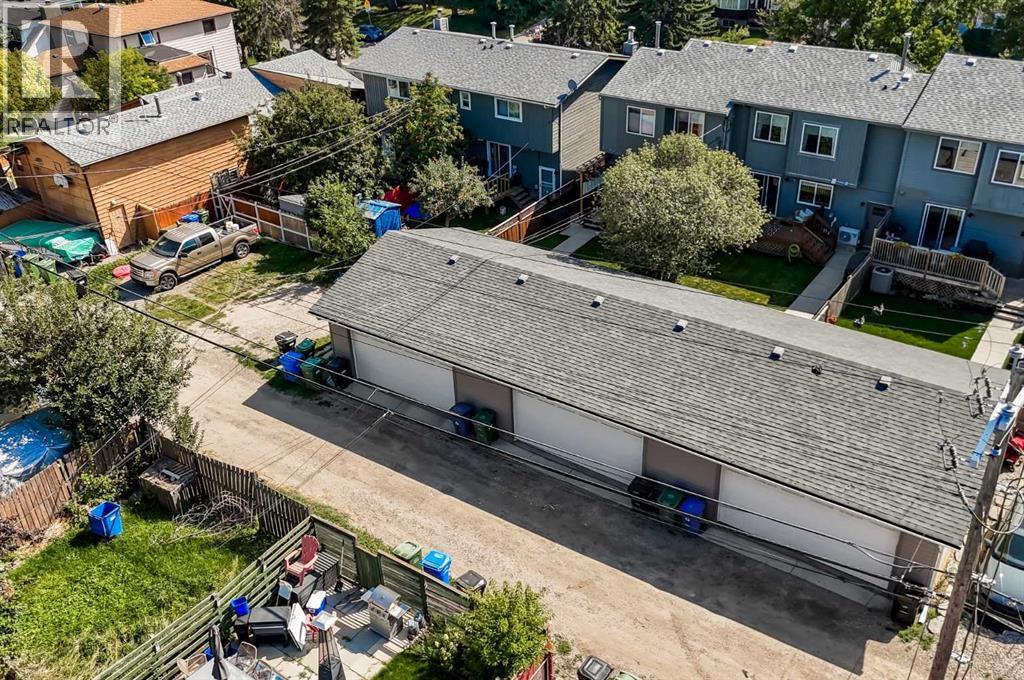Single Family House for Sale in B  Avenue SW Kingsland Calgary 