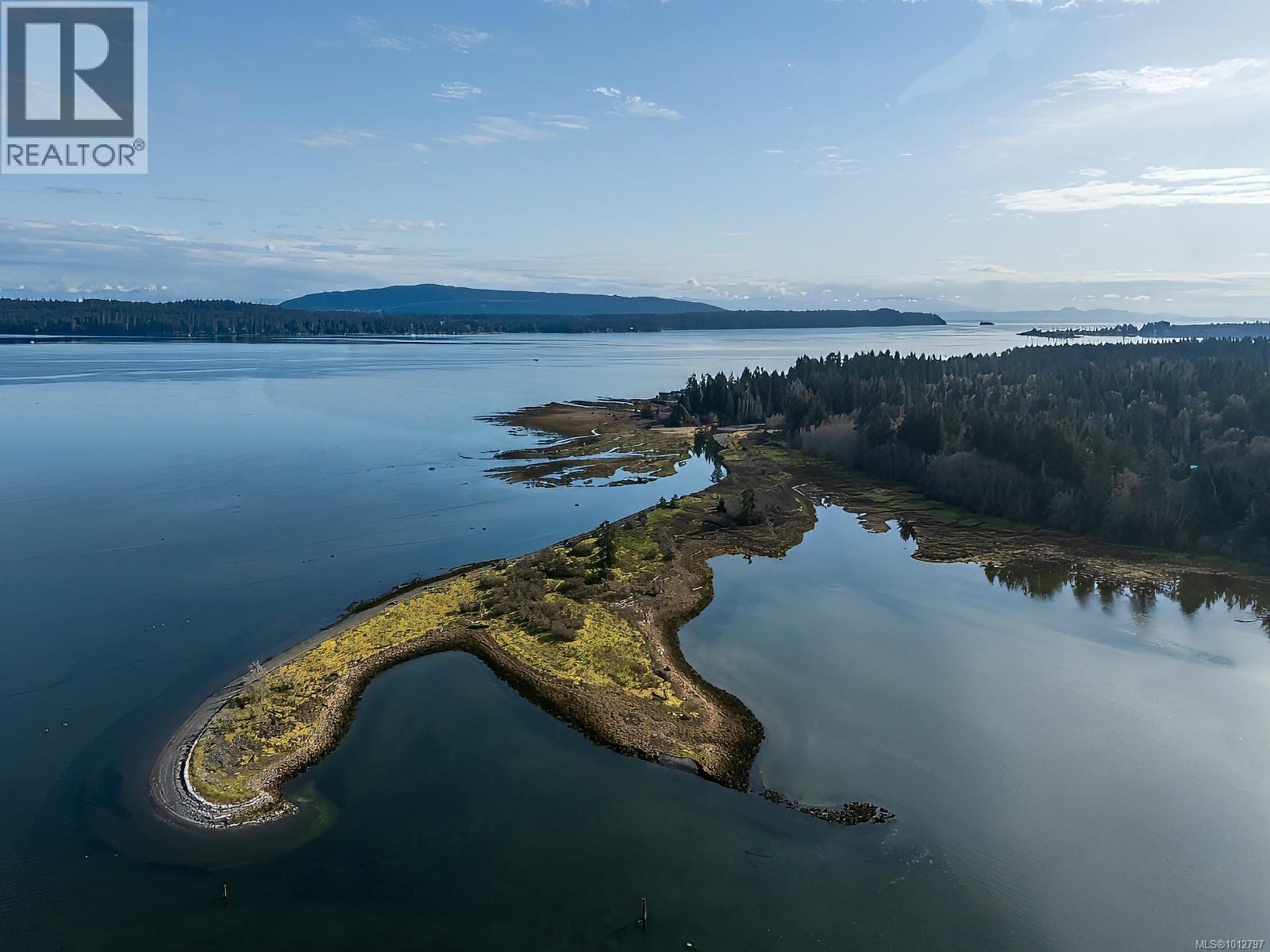 Photo 29 of 8460 Penny Lane, Fanny Bay BC