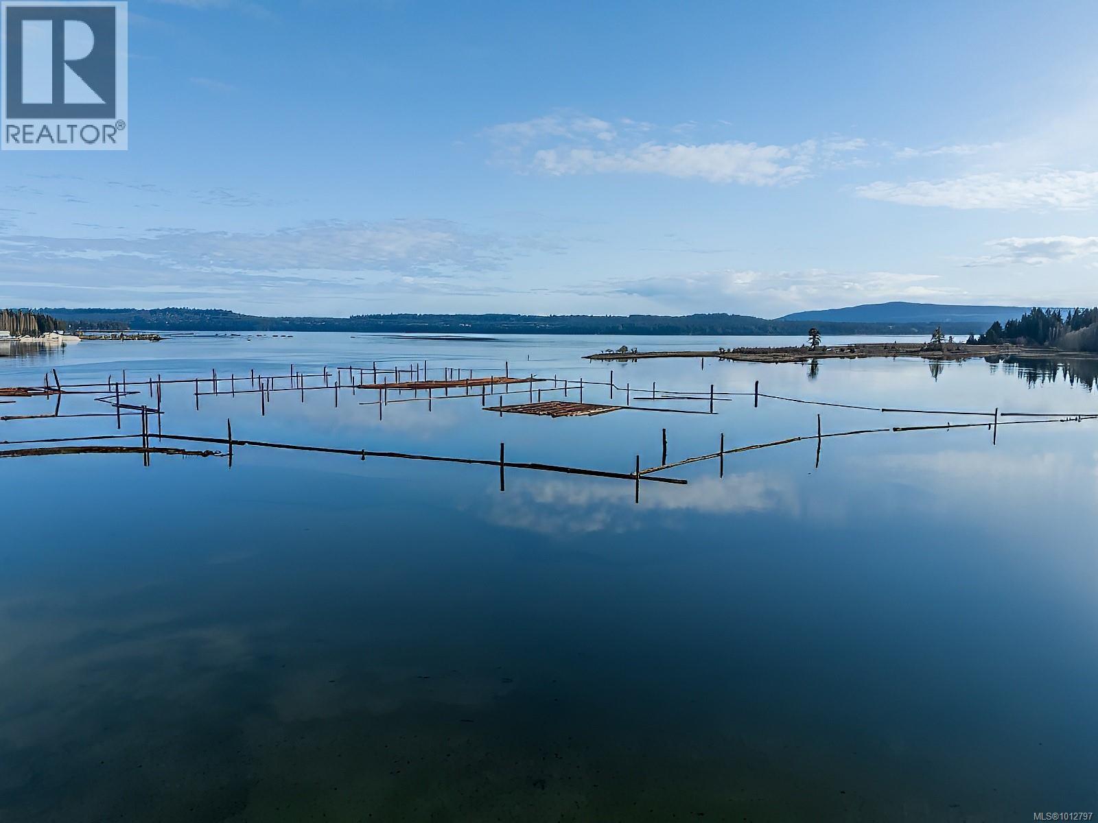 Photo 30 of 8460 Penny Lane, Fanny Bay BC