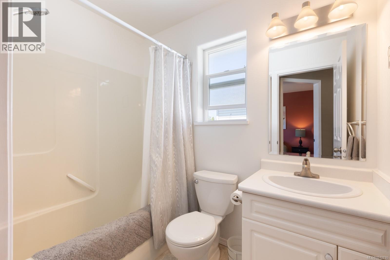 168 202 31st St, Courtenay