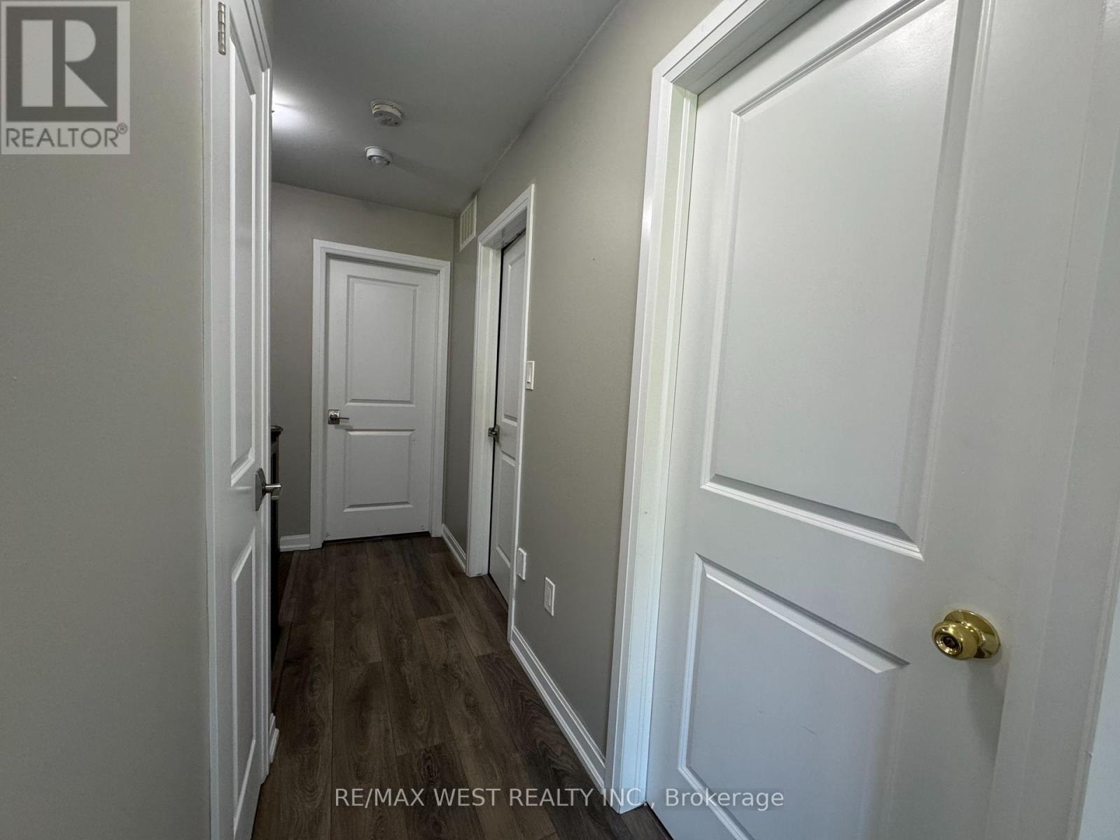 Photo 27 of 58 Heron Park Place, Toronto ON