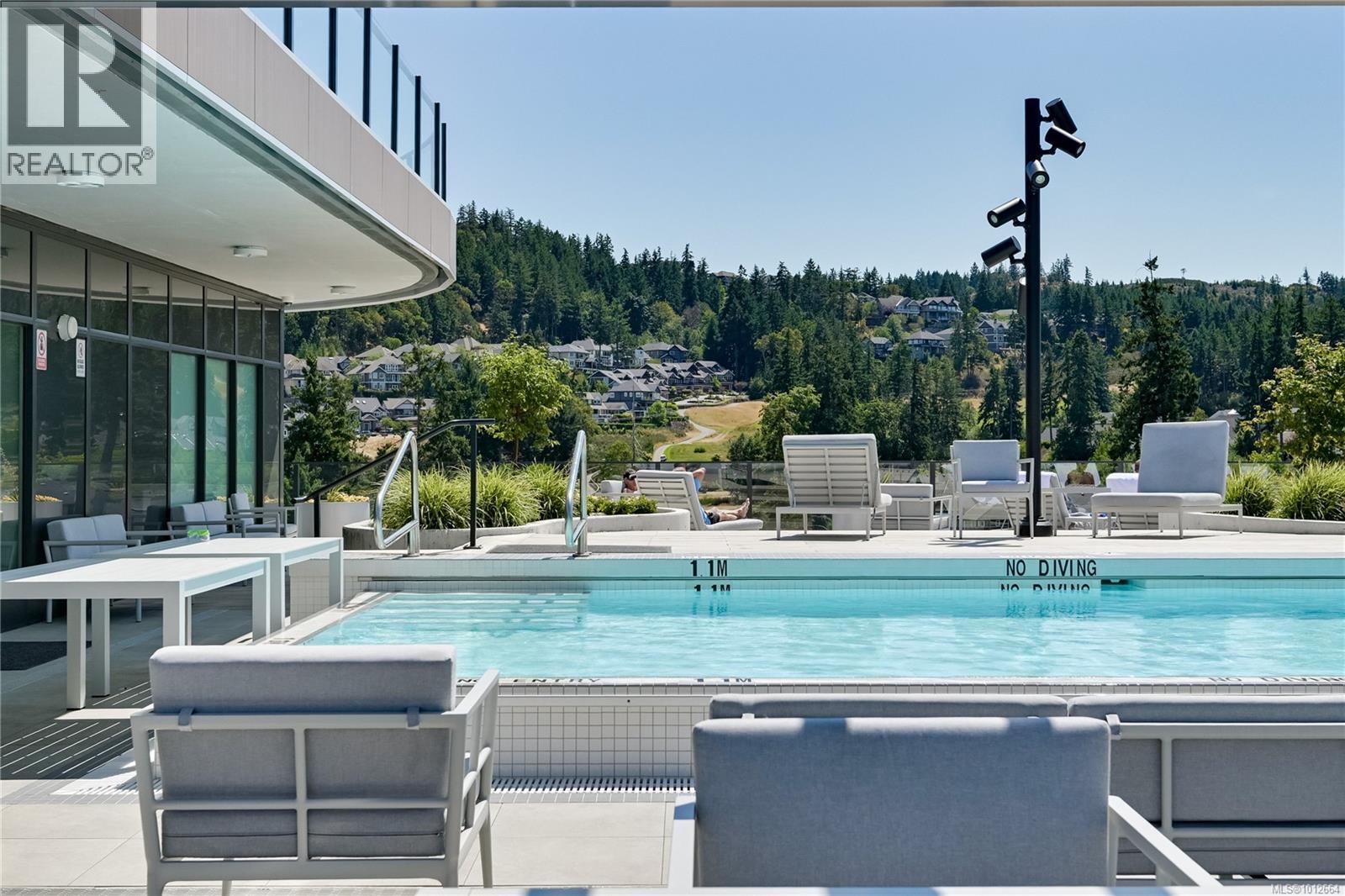 Photo 1 of 402 2000 Hannington Rd, Langford BC