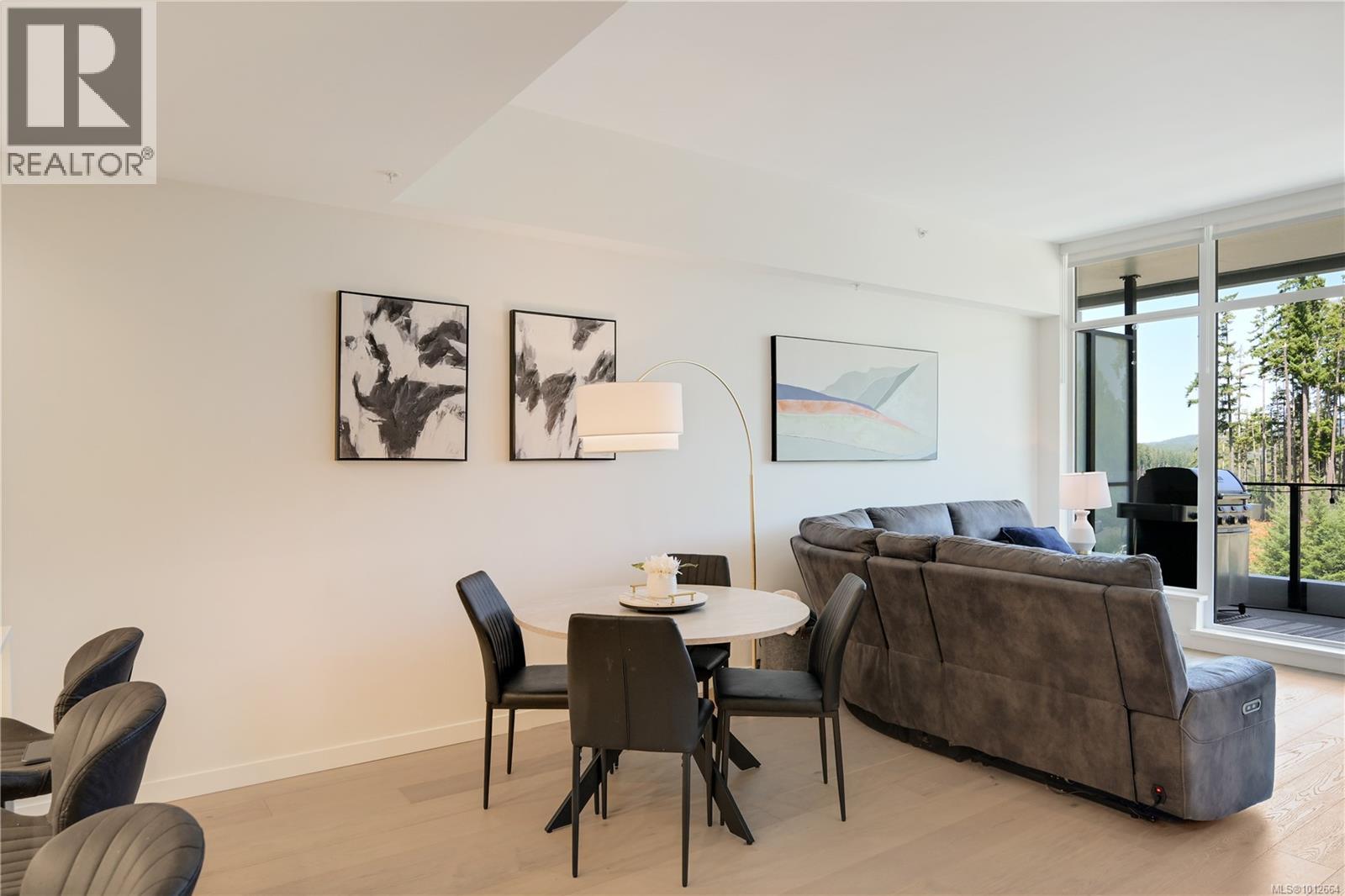 Photo 19 of 402 2000 Hannington Rd, Langford BC