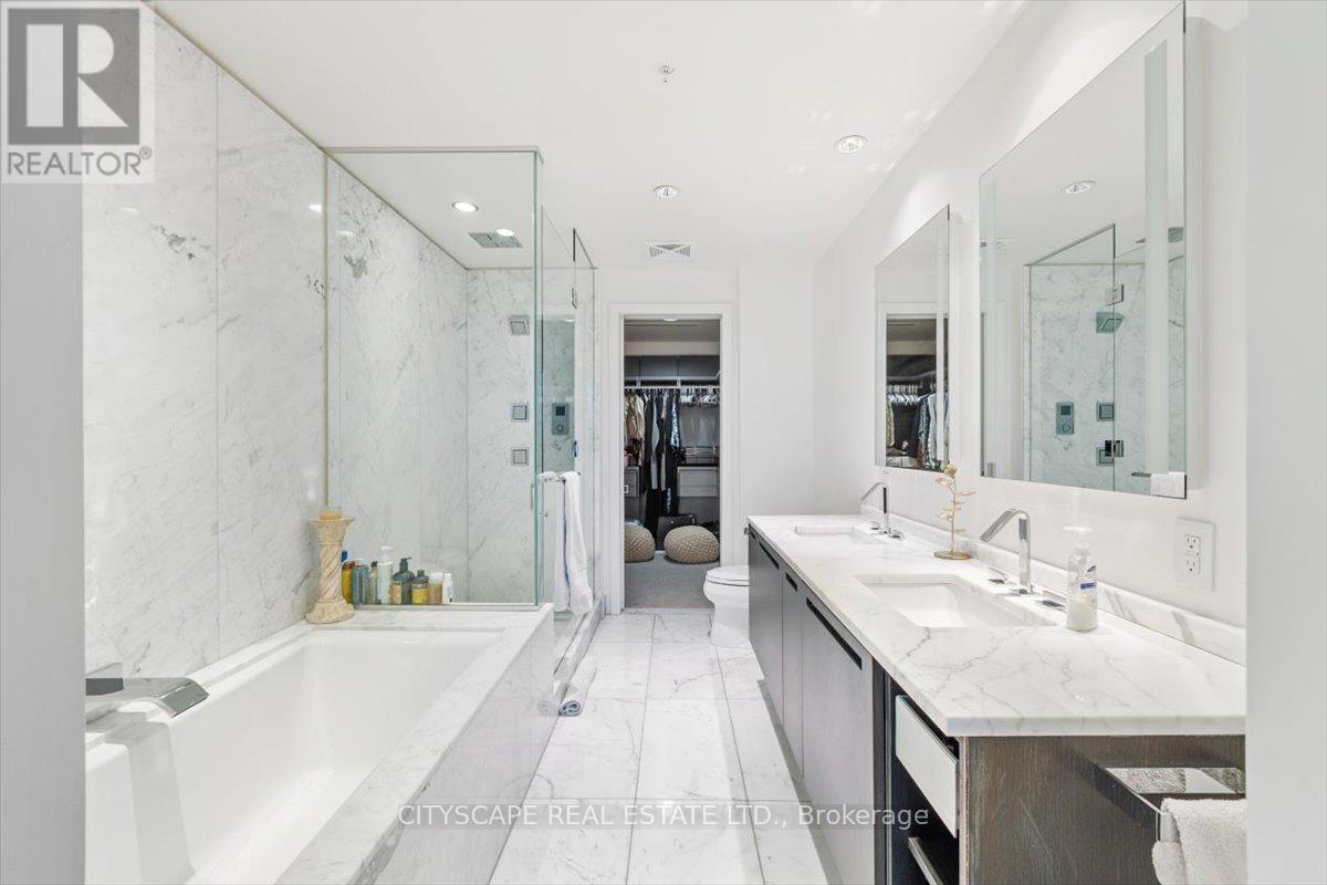 Photo 11 of 3605 180 University Avenue, Toronto ON