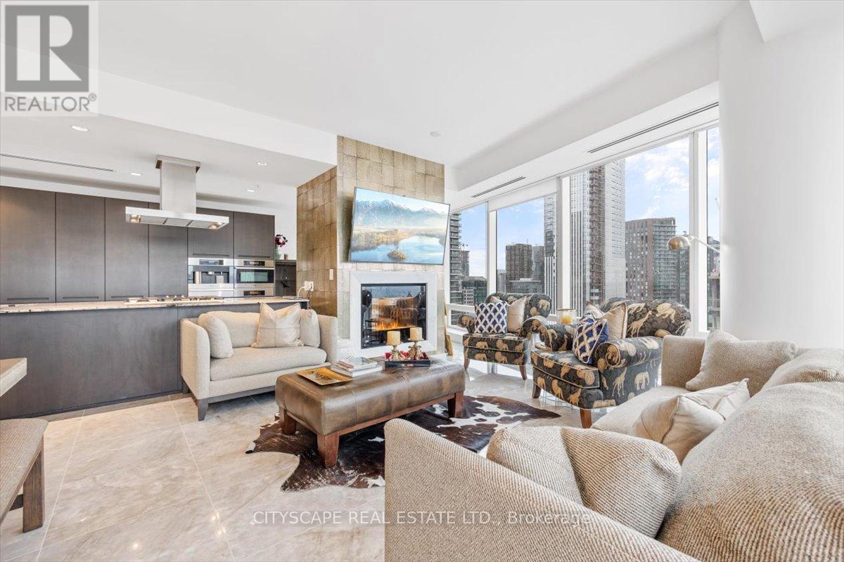 Photo 19 of 3605 180 University Avenue, Toronto ON