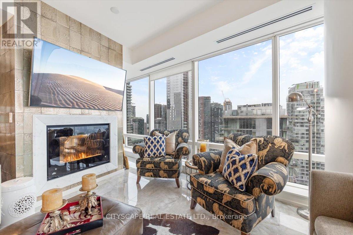 Photo 20 of 3605 180 University Avenue, Toronto ON