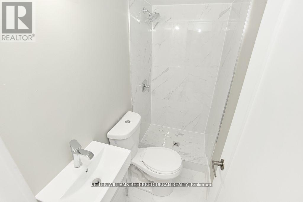 Photo 10 of Upper 911 Dovercourt Road, Toronto ON