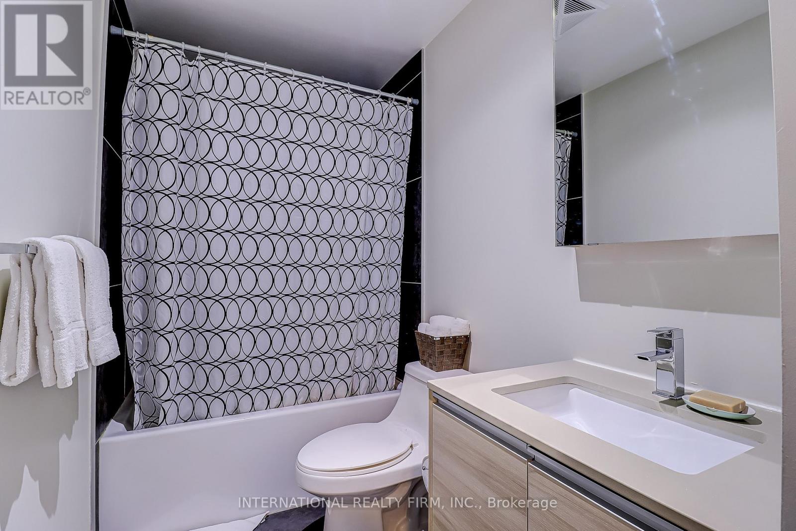 Photo 15 of 604 20 Minowan Miikan Lane, Toronto ON