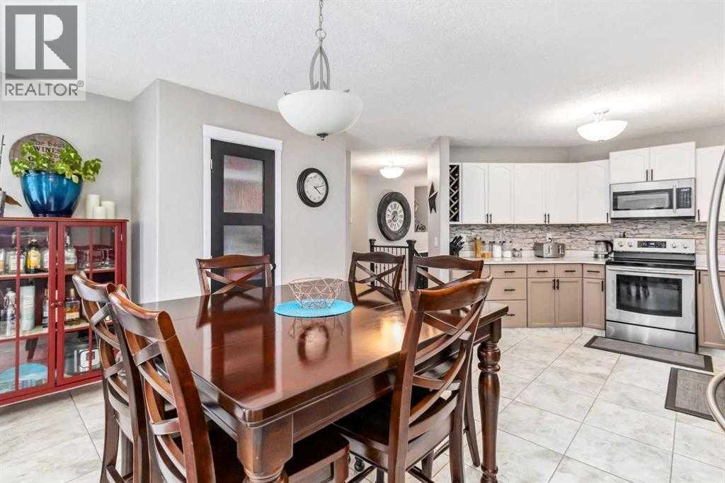 Photo 10 of 143 Breukel Crescent, Fort Mcmurray AB