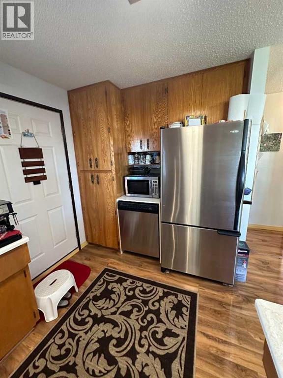 9408 93, Lac La Biche