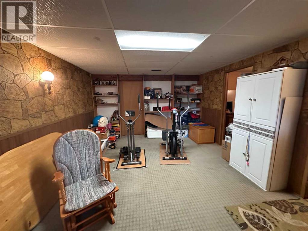 9408 93, Lac La Biche