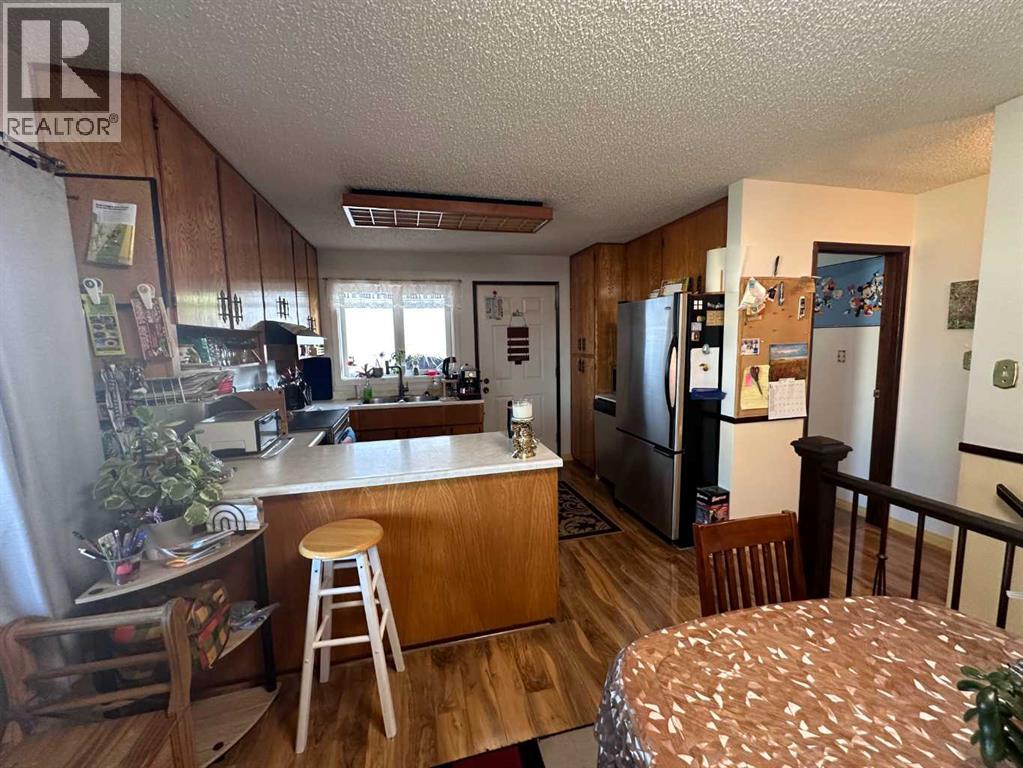 9408 93, Lac La Biche