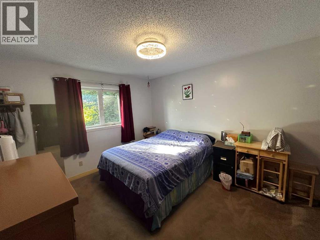 9408 93, Lac La Biche