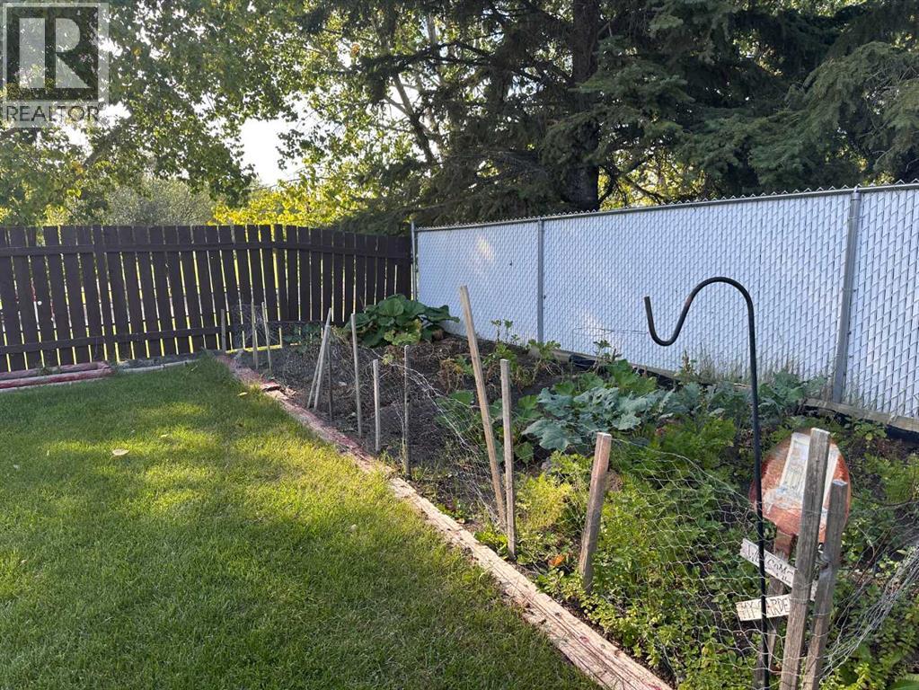 9408 93, Lac La Biche