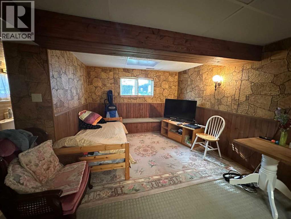 9408 93, Lac La Biche