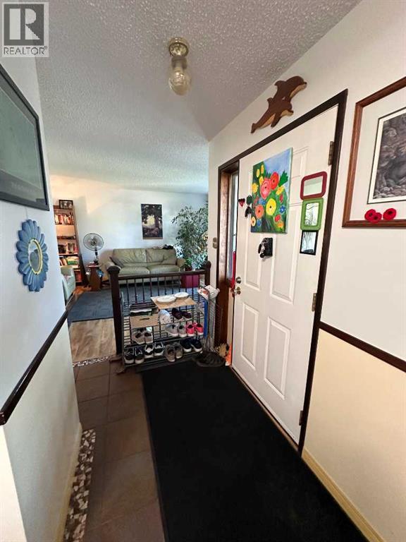 9408 93, Lac La Biche