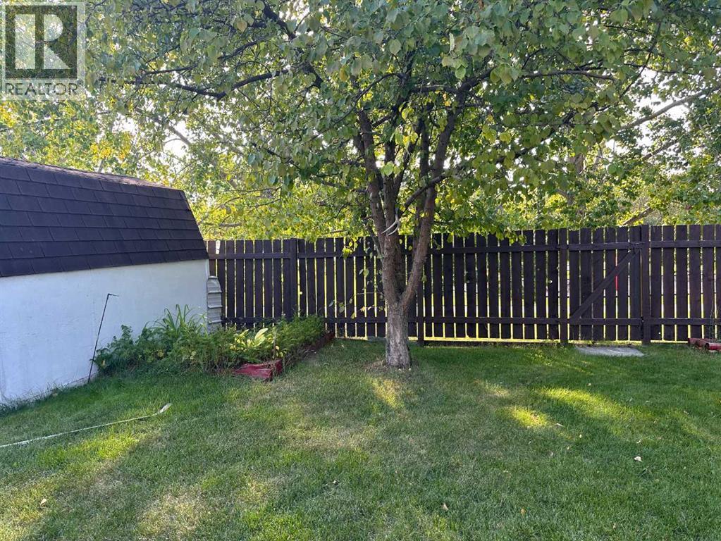 9408 93, Lac La Biche