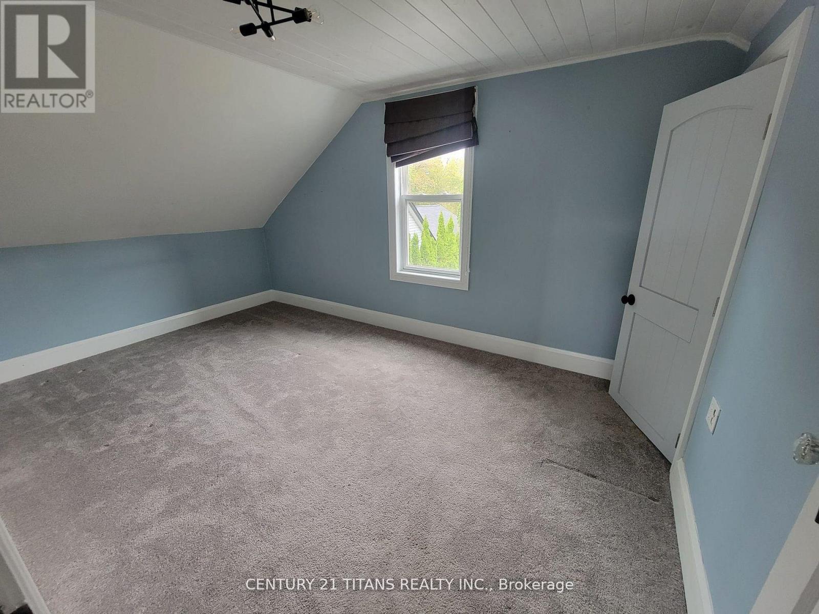 Photo 15 of 1628 Highway 2, Clarington ON