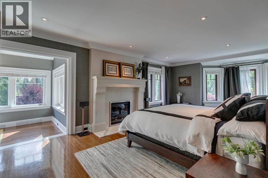 Single Family House for Sale in  Prospect Avenue SW Upper Mount Royal Calgary 