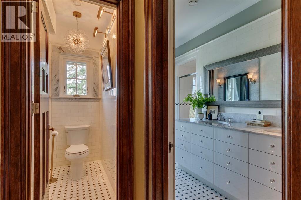 Single Family House for Sale in  Prospect Avenue SW Upper Mount Royal Calgary 