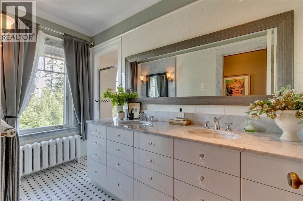 Single Family House for Sale in  Prospect Avenue SW Upper Mount Royal Calgary 