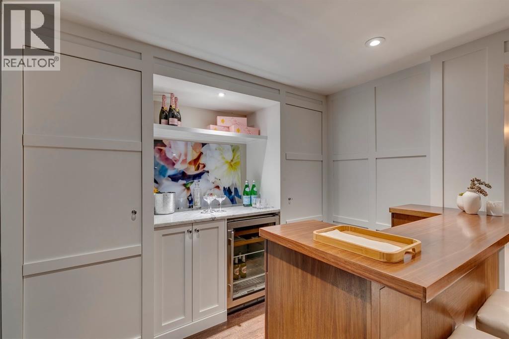 Single Family House for Sale in  Prospect Avenue SW Upper Mount Royal Calgary 