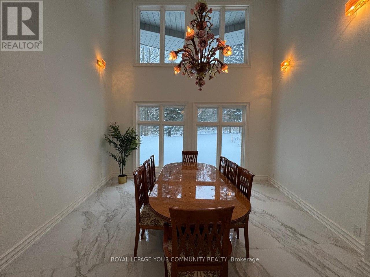 Photo 15 of 76 Silver Fox Place, Vaughan ON