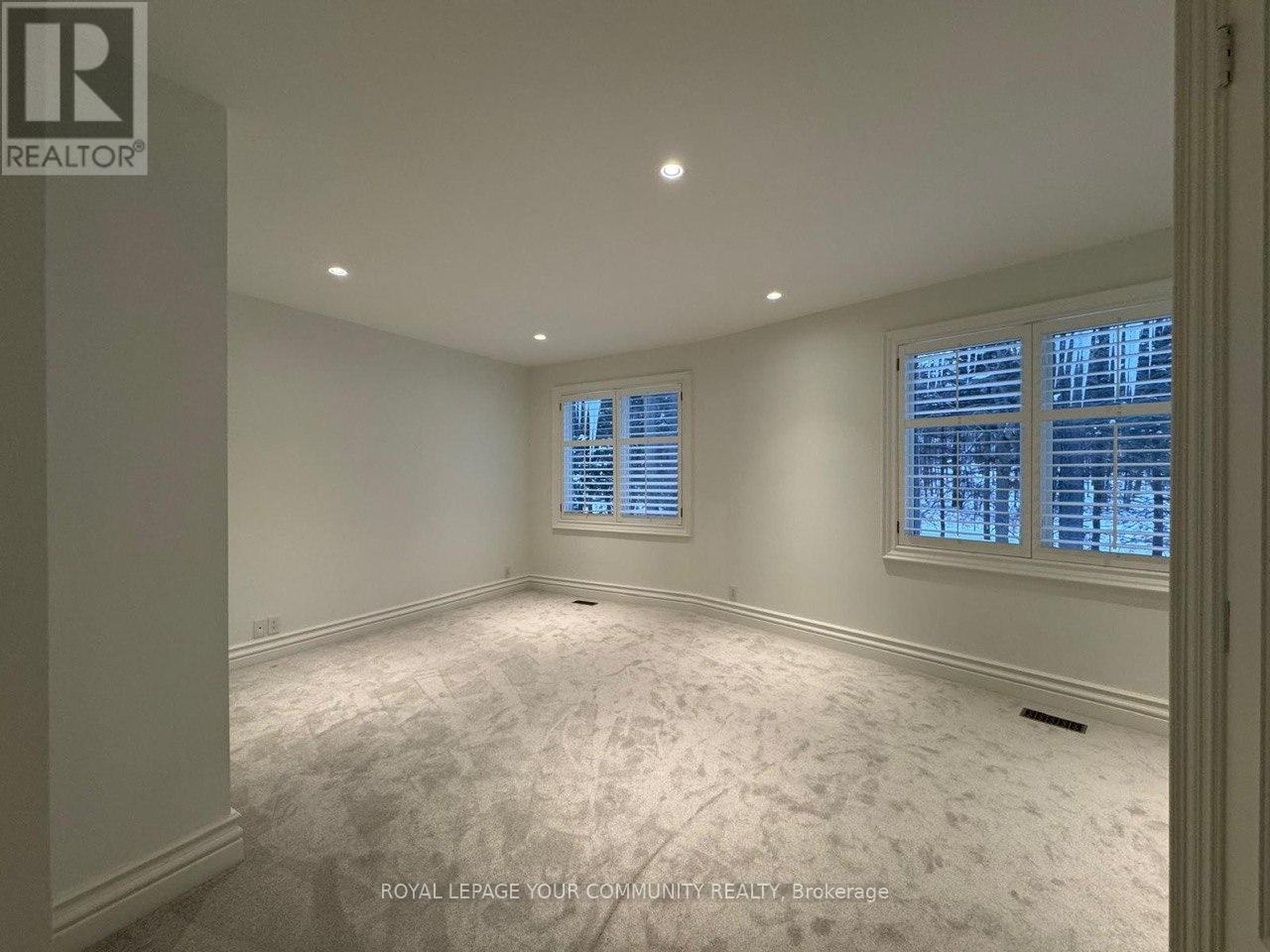 Photo 29 of 76 Silver Fox Place, Vaughan ON